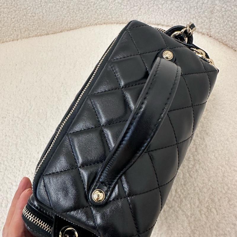 Chanel/香奈兒 24K黑金化妝包/相機包 鋼印款-4