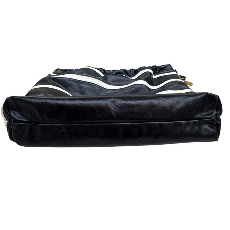 CHANEL - 黑色羊皮條紋金釦22bag(小號)-5