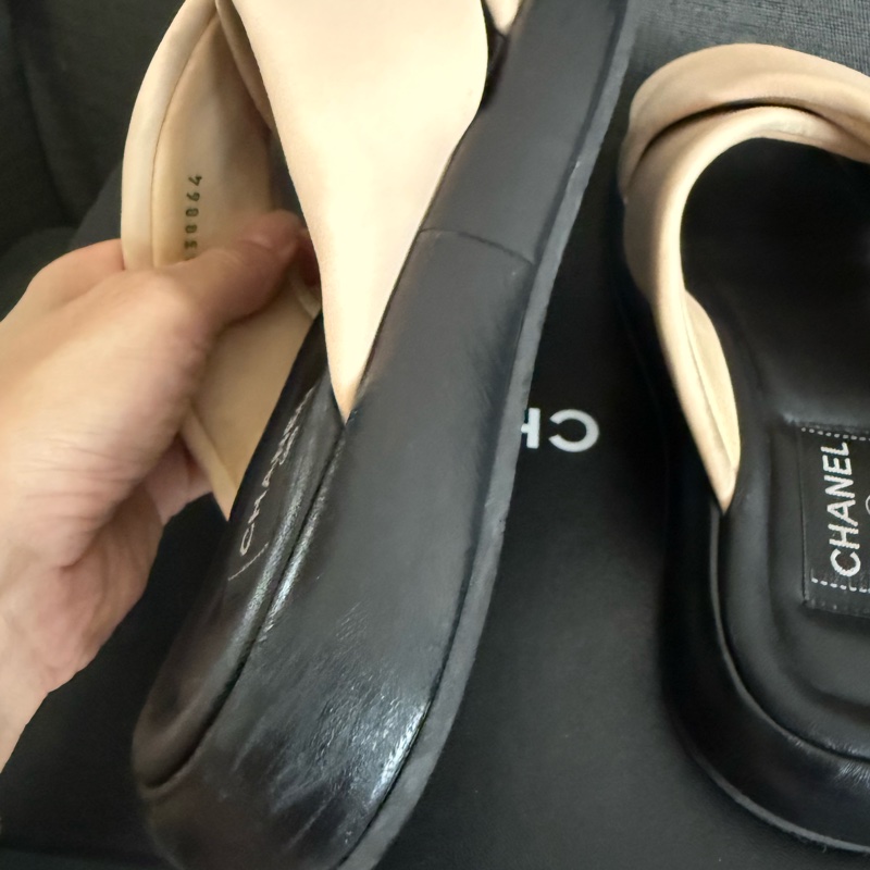 Chanel 蜜兒麵包拖鞋-4