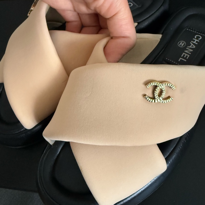 Chanel 蜜兒麵包拖鞋-6