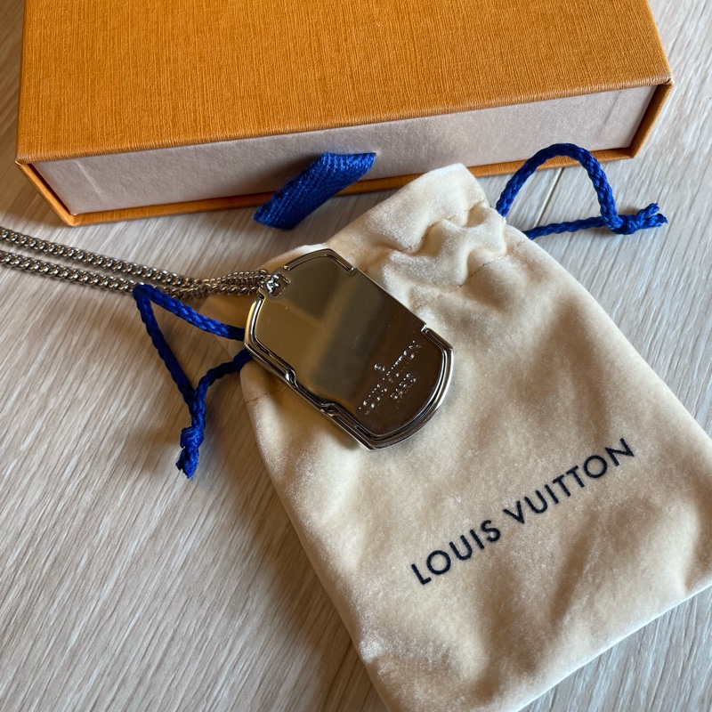 LV Louis Vuitton Black Monogram Necklace 黑色老花項鍊-2