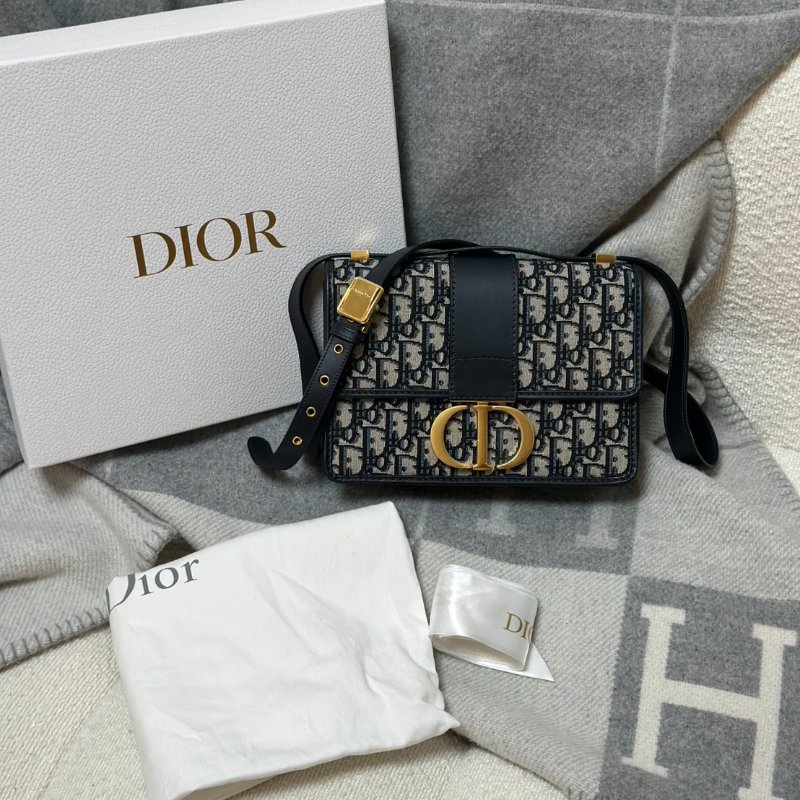 DIOR 30 Montaigne斜背包-7