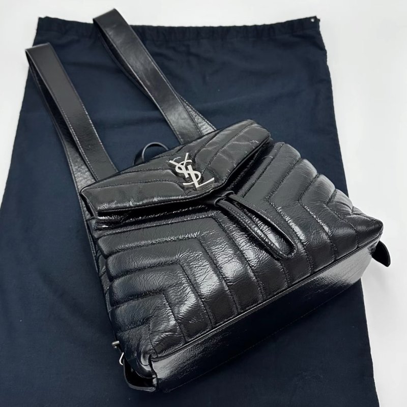 YSL 黑銀雲朵V紋後背包24*21*10.5 98新配件塵袋-4