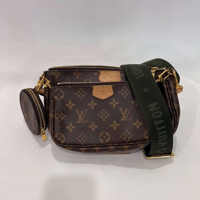 LV M44813 綠背帶五合一 肩背包-0