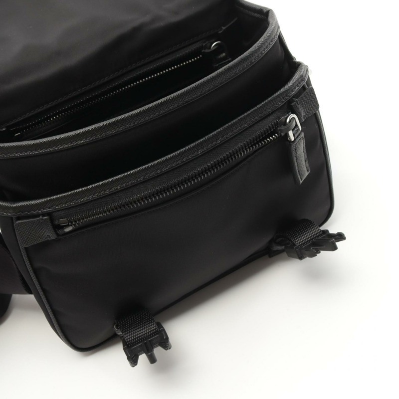 PRADA 再生尼龍肩背包 2VD0342DMHF0002XOP Saffiano 皮革黑色 全新 男士-4