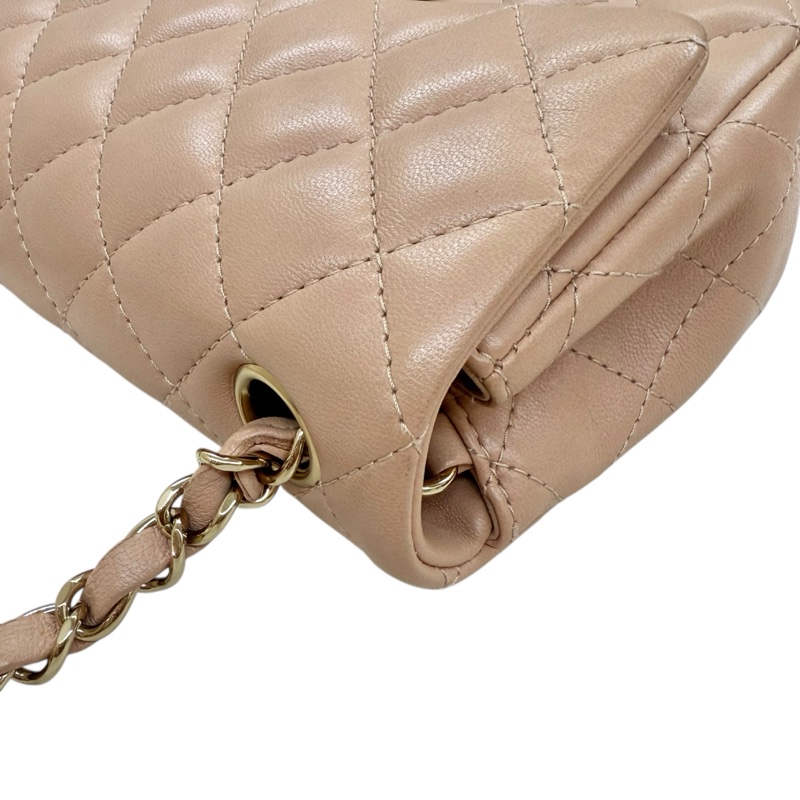 CHANEL - 奶茶色羊皮金釦CF20cm-21