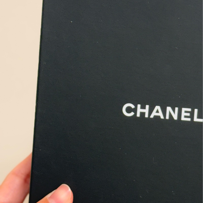 CHANEL 經典水鑽鑲飾雙C LOGO墜飾粗短項鍊(仿舊金色)-4