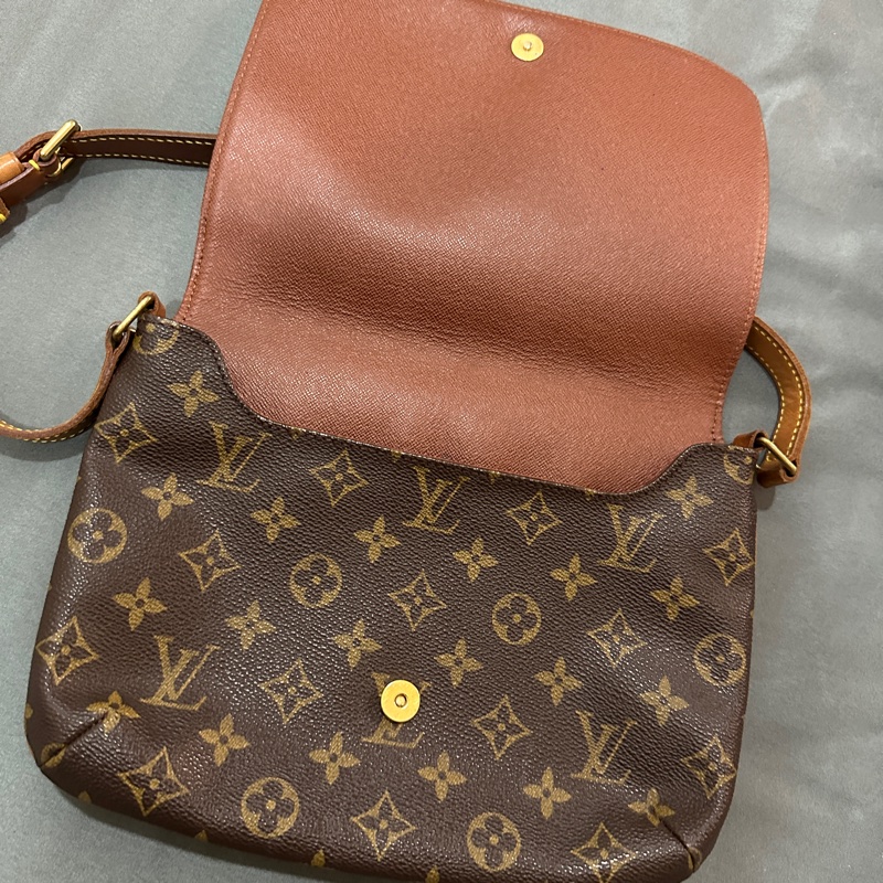 LOUIS VUITTON LV  王妃包 肩背包 老花-16