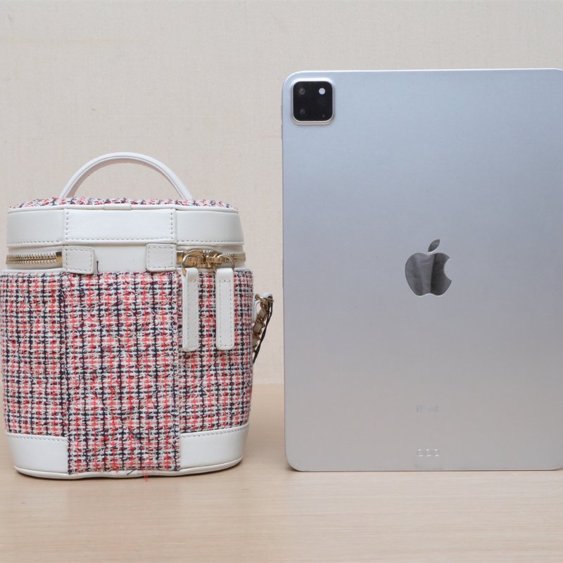 拼色 皮革S 毛呢 27开 浅金扣 白色 皮革C 金扣 编制拼羊皮化妆包-1