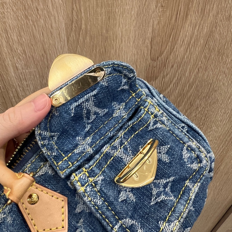 LV 丹寧布金釦Nano Speedy手提斜背包M82950-17