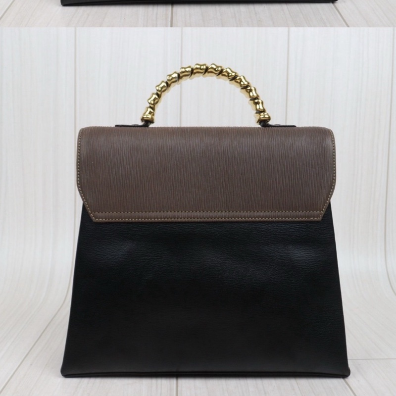 Loewe Kelly 金蛇骨手提肩背包-4