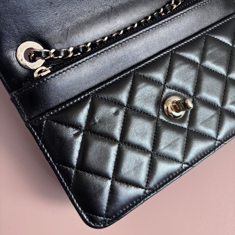 ::CHANEL:: A80982 香奈兒 TRENDY系列經典雙C LOGO菱格紋小羊皮WOC鏈帶斜背包-24