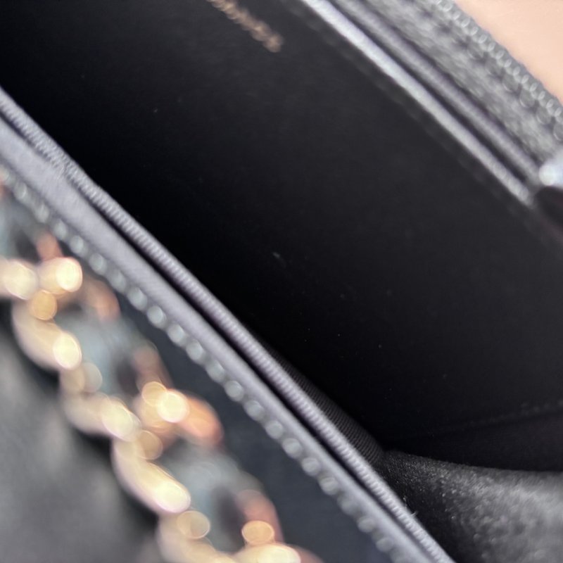 ::CHANEL:: A80982 香奈兒 TRENDY系列經典雙C LOGO菱格紋小羊皮WOC鏈帶斜背包-28