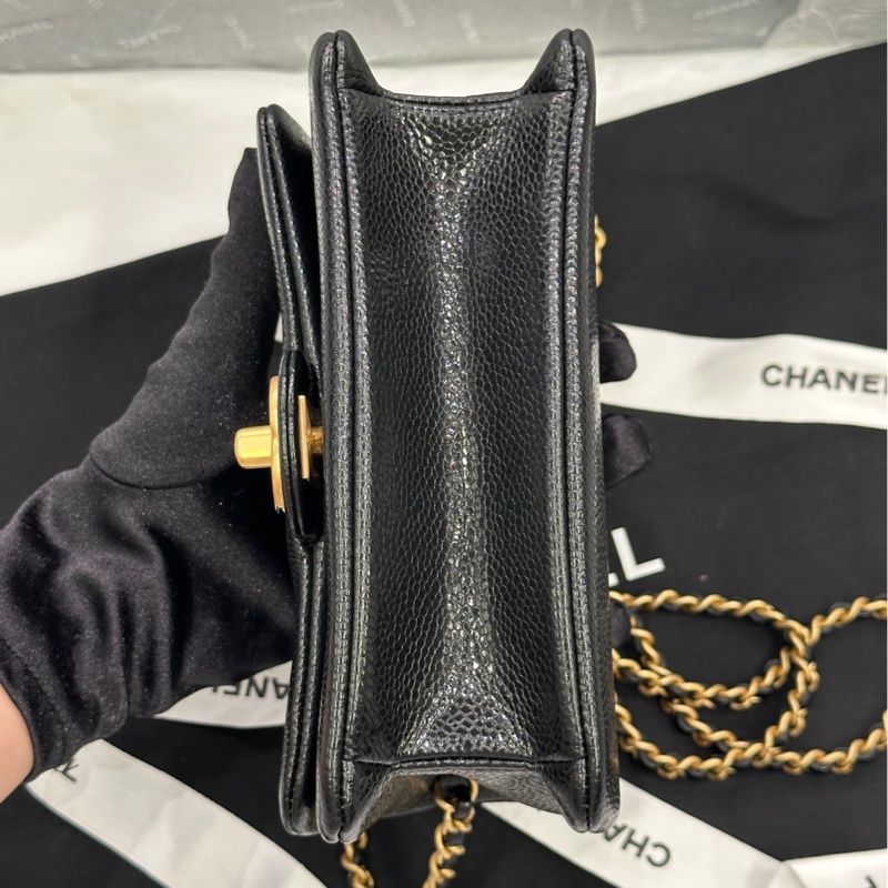 【配件 帶票大全套 💕】Chanel 24k cf 方胖子 荔枝牛皮 口蓋包 琺瑯小吊牌-4