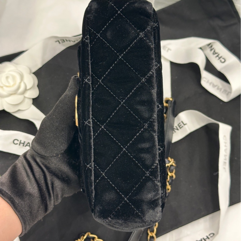 【配件 包裝盒 防塵袋 💕】Chanel 23b 天貓精靈 小號 黑金 絲絨-4
