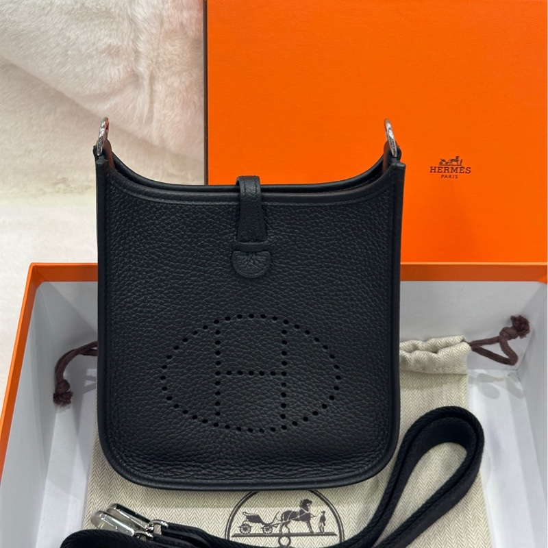 【配件:盒子 防塵袋 小票 💕】 Hermes Evelyne mini 黑銀 黑色 牛皮 w刻 單肩斜挎包-0