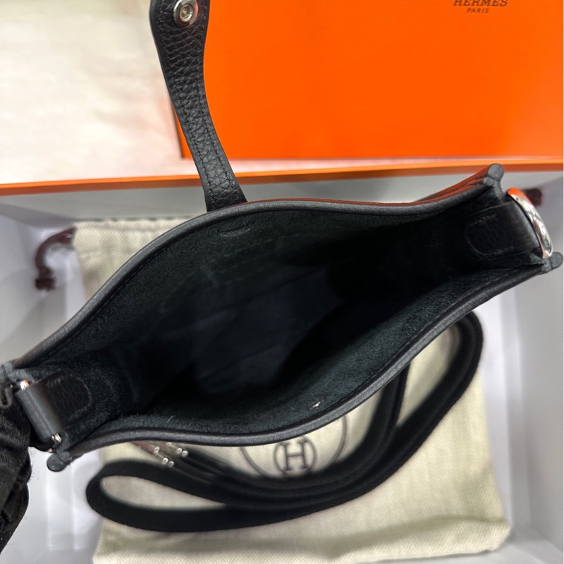 【配件:盒子 防塵袋 小票 💕】 Hermes Evelyne mini 黑銀 黑色 牛皮 w刻 單肩斜挎包-4