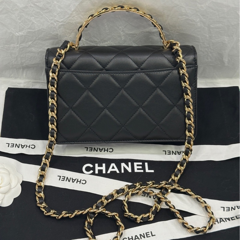 【配件 帶票大全套 💕】Chanel 24p 皮串鏈 鏤空 手柄 Cf mini handle 黑色 小牛皮-1