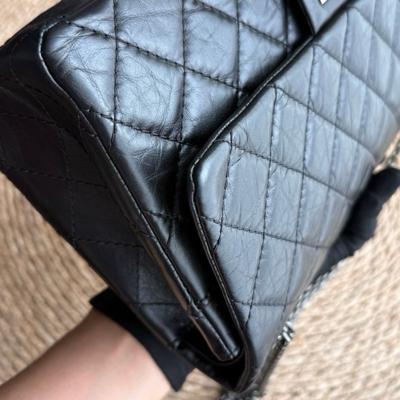 chanel 2.55中號黑銀鏈條包 尺寸約28底長 年份:15開-15