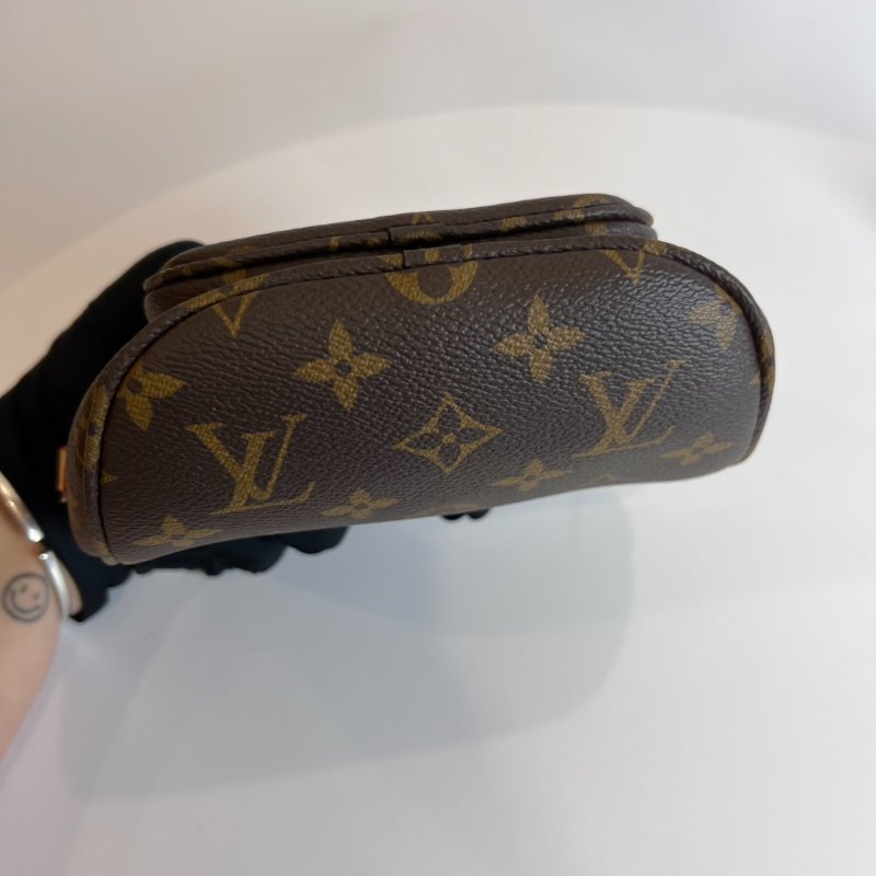 全新品 LV M82335/晶片款 老花Mini Bumbag 肩背包-2
