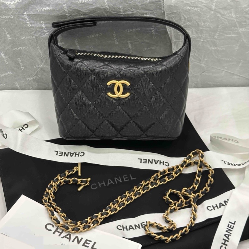 【配件 帶票大全套 💕】Chanel 25p 飯盒包 大logo 拉絲金扣 黑金 手提 斜挎 鏈條可拆卸-0