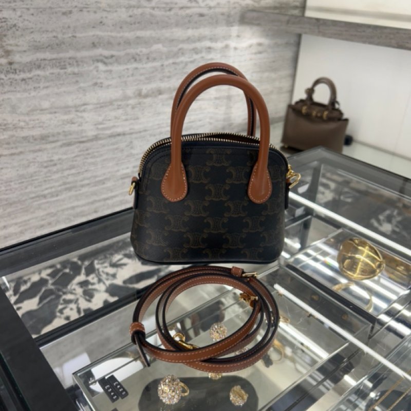 🎉新品好折扣✨Celine 10N572 老花凱旋門 迷你 Honorine 保齡球包 付長肩帶-11