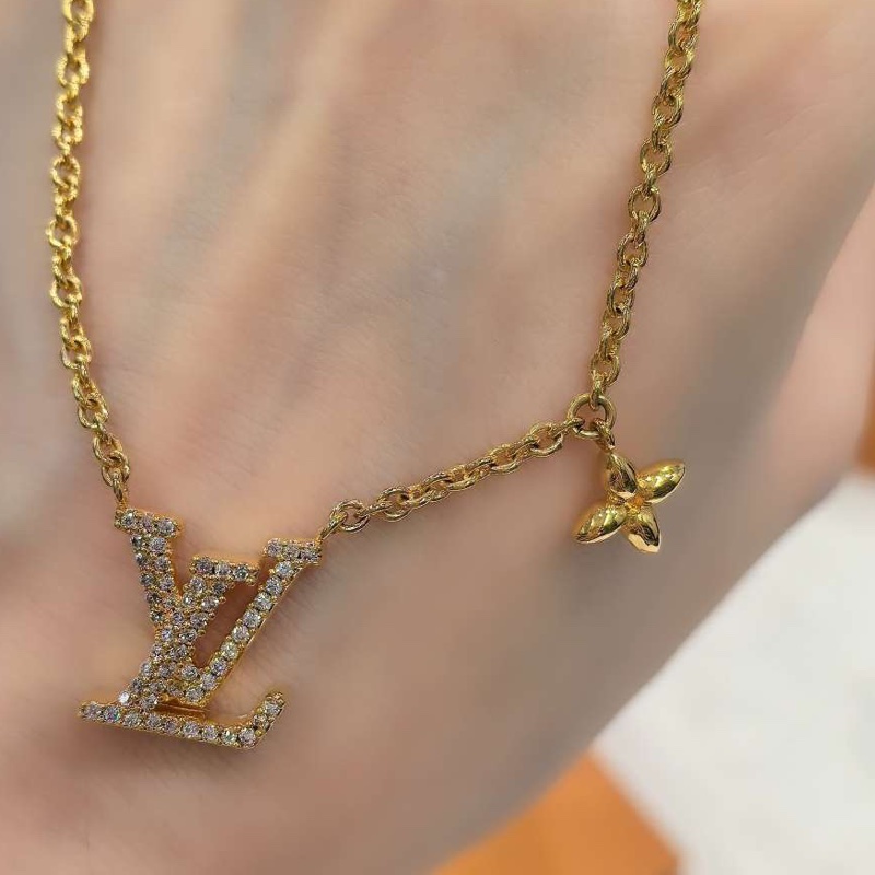 【配件:盒子 塵袋 購物袋 💕】LOUIS VUITTON LV ICONIC logo滿鑽 金屬水晶 項鍊 女款 金色-4