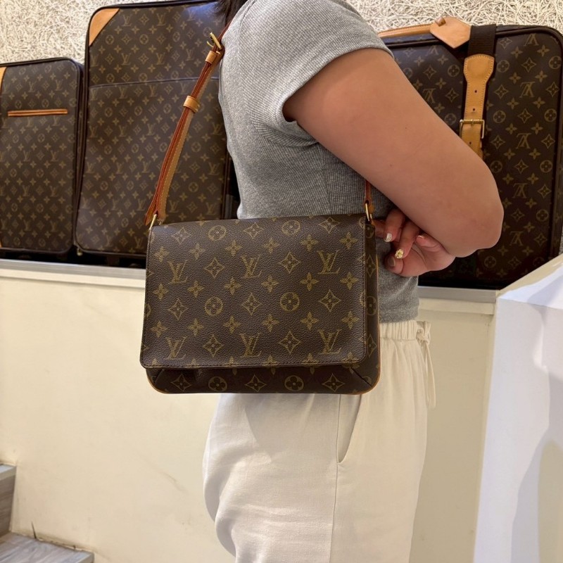 LV 老花肩側包 小王菲包-2