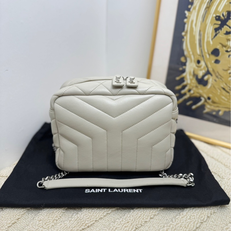 【近新閒置❤️】 YSL LouLou 淺灰白色銀鏈方胖子 小豆腐全皮郵差包 單肩斜挎包-0