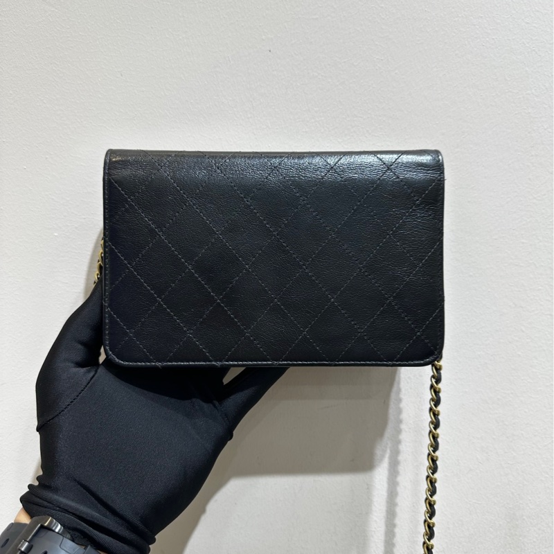 【有卡有票的🩷】Chanel WOC復古款 黑色金扣油蠟皮 斜挎包-2