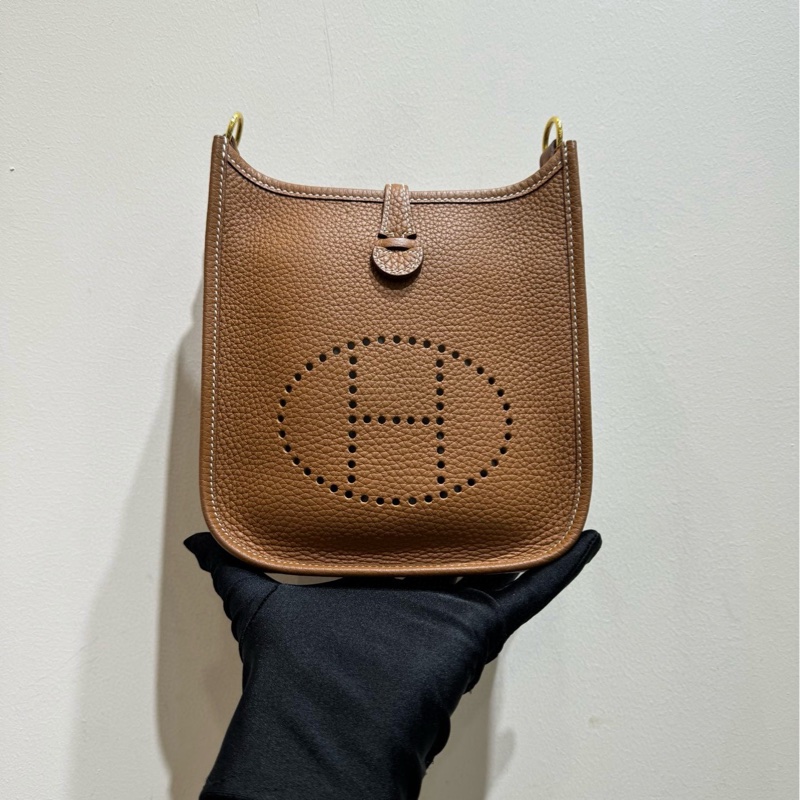 【近新閒置❤️】 Hermes mini evelyne伊芙琳棕色金扣 U刻 TC皮 單肩斜挎包-1