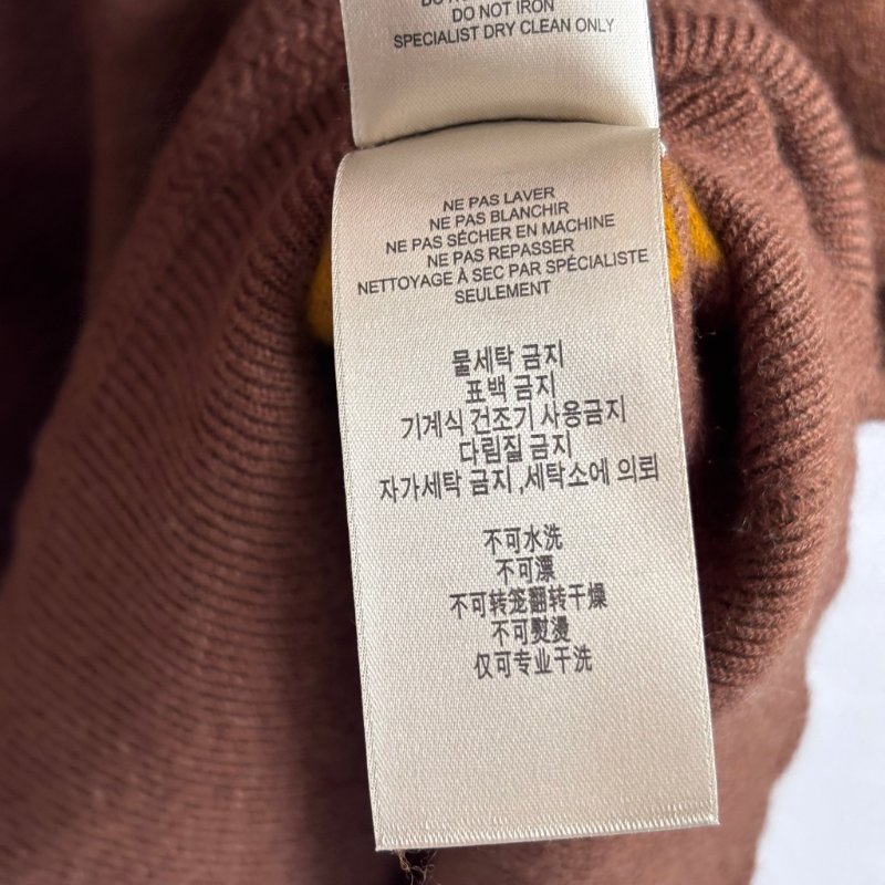 ::BURBERRY:: 大地棕色高領毛衣 內裡撞色-21