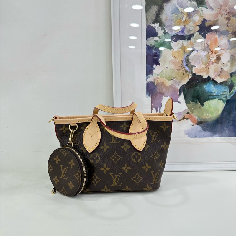 LV neverfull bb 奶茶色肩帶 晶片 閒置新-1