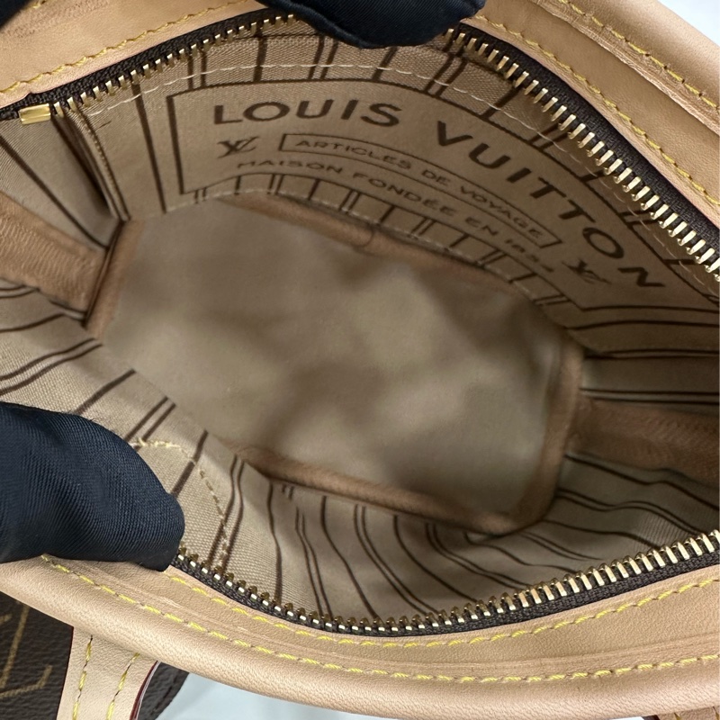 LV neverfull bb 奶茶色肩帶 晶片 閒置新-8