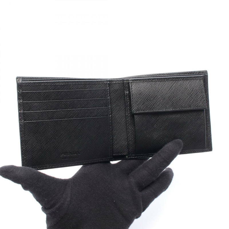 PRADA SASAFFIANO TRIANG 雙折皮夾 2MO738QHHF0002 Saffiano 皮革黑色全新-2
