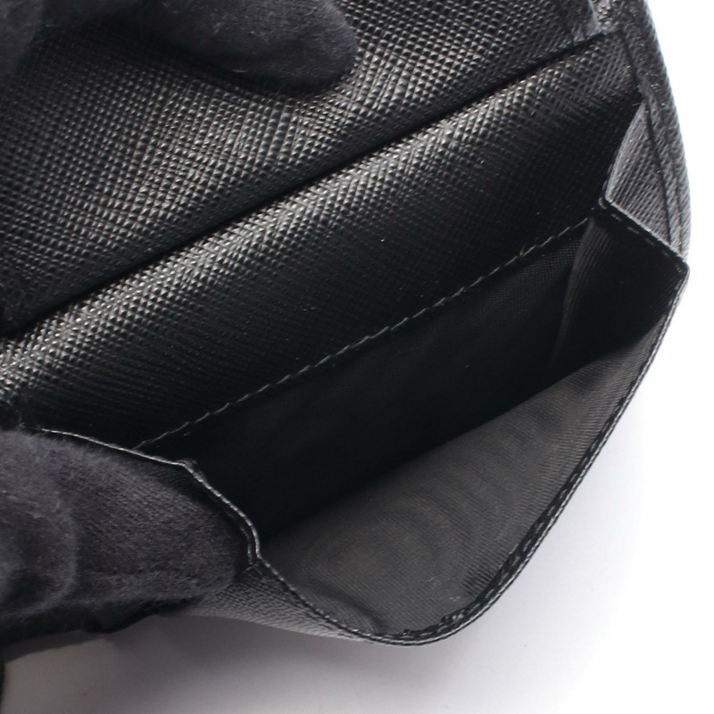 PRADA SASAFFIANO TRIANG 雙折皮夾 2MO738QHHF0002 Saffiano 皮革黑色全新-5