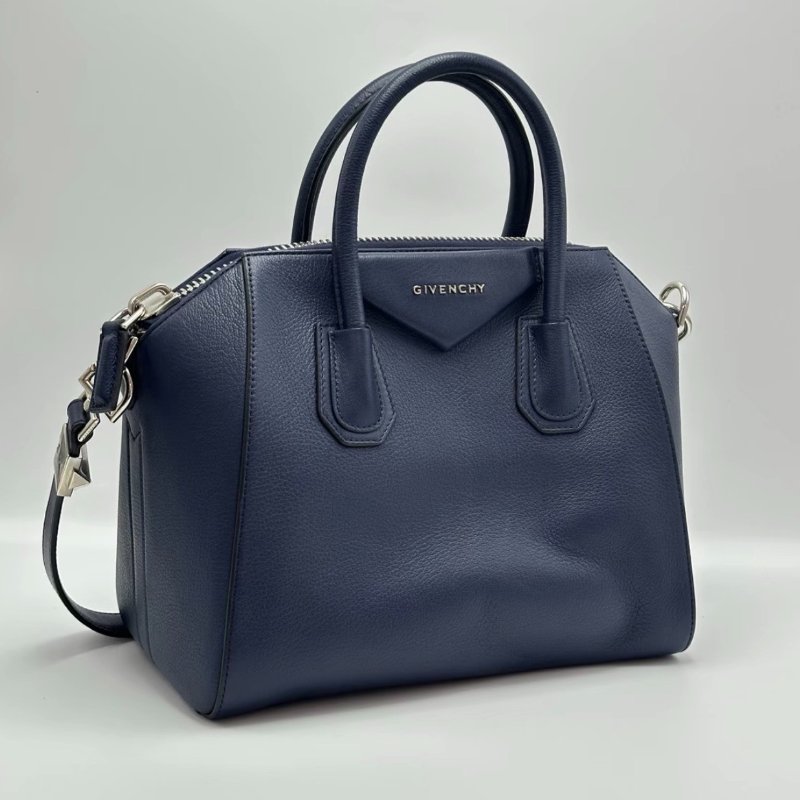 GIVENCHY Antigona系列手提肩背鑽石包 28*22*15 98新配件吊牌-0