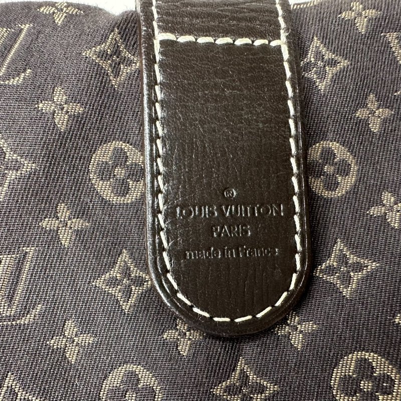 LV Idylle Romance老花肩背包-9