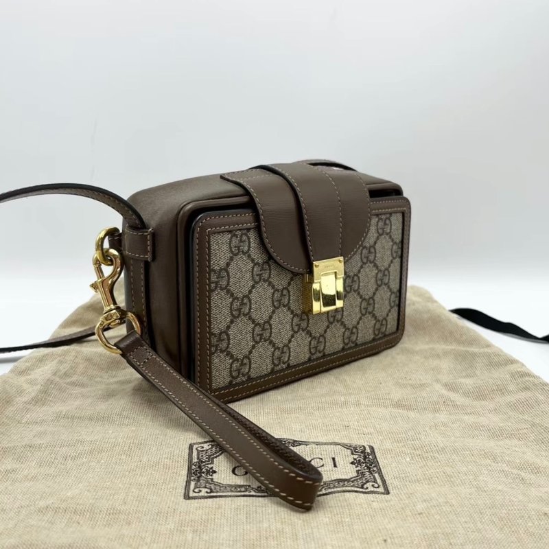 GUCCI 經典老花金扣盒子肩背斜背包 17.5*10*6 98新配件塵袋購證-4