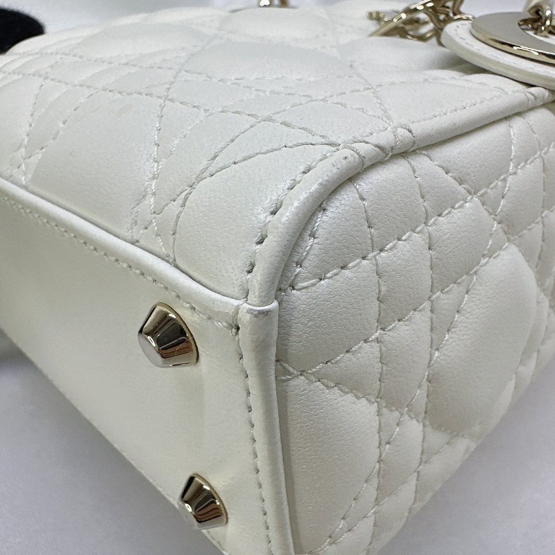 DIOR Lady Dior迷你白黛妃包-7