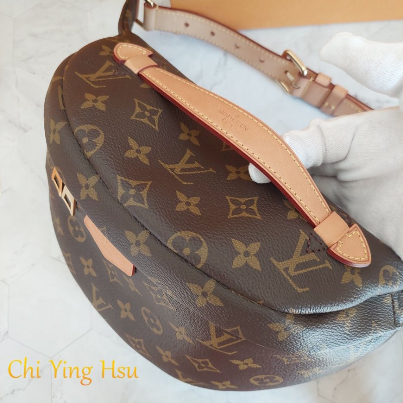 LV M43644 Bumbag🎀現品實拍 🎀 9.5成新Monogram老花字紋 腰包 斜背包 胸口包-56