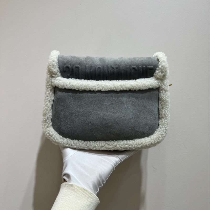 【近新閒置❤️】 Dior bobby系列女包 灰色羊毛皮毛一體 中號-2