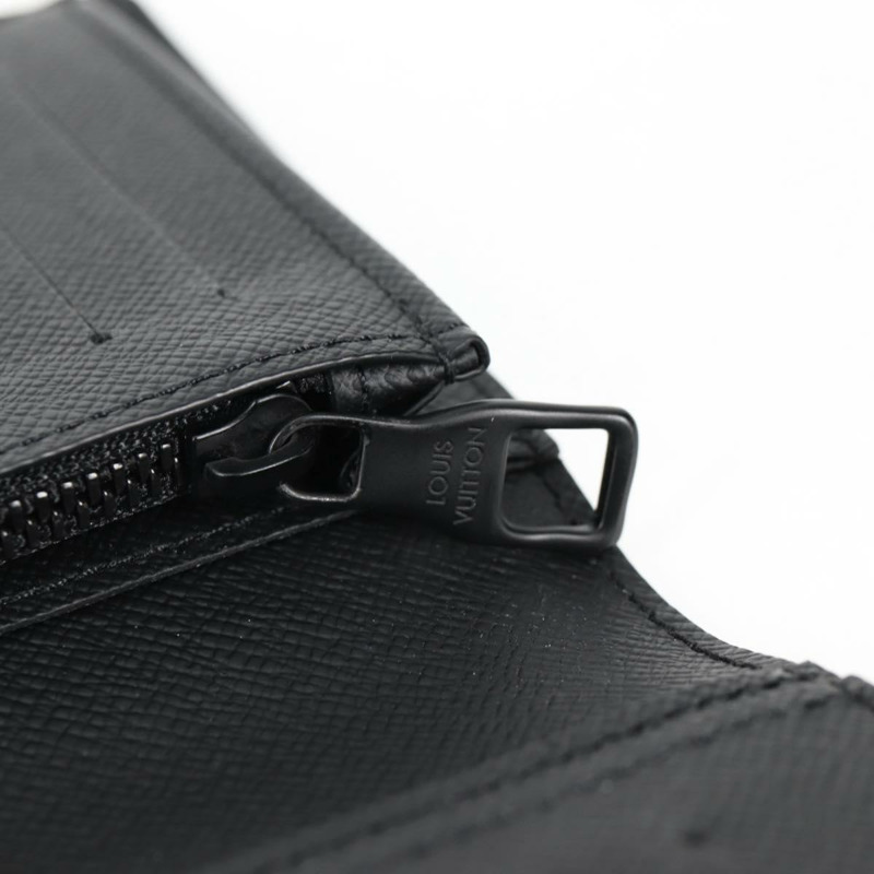 【日本直送】LOUIS VUITTON Monogram Eclipse (LV x YK) Portefeuille Plaza M81932 正品 138477M-9