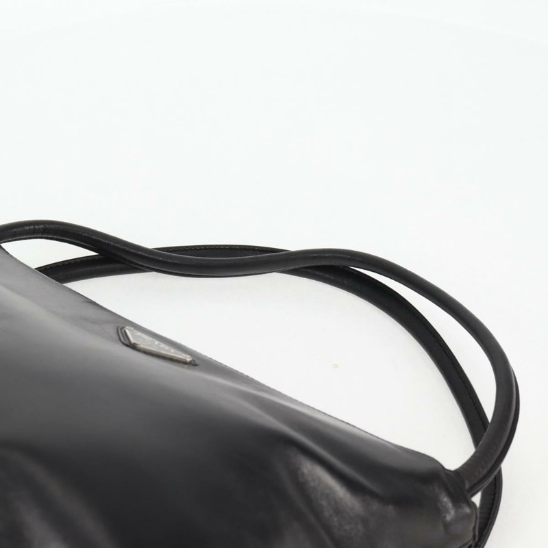 【日本直送】PRADA 肩背包 皮革 黑色 銀色 正品 yk19244A-7
