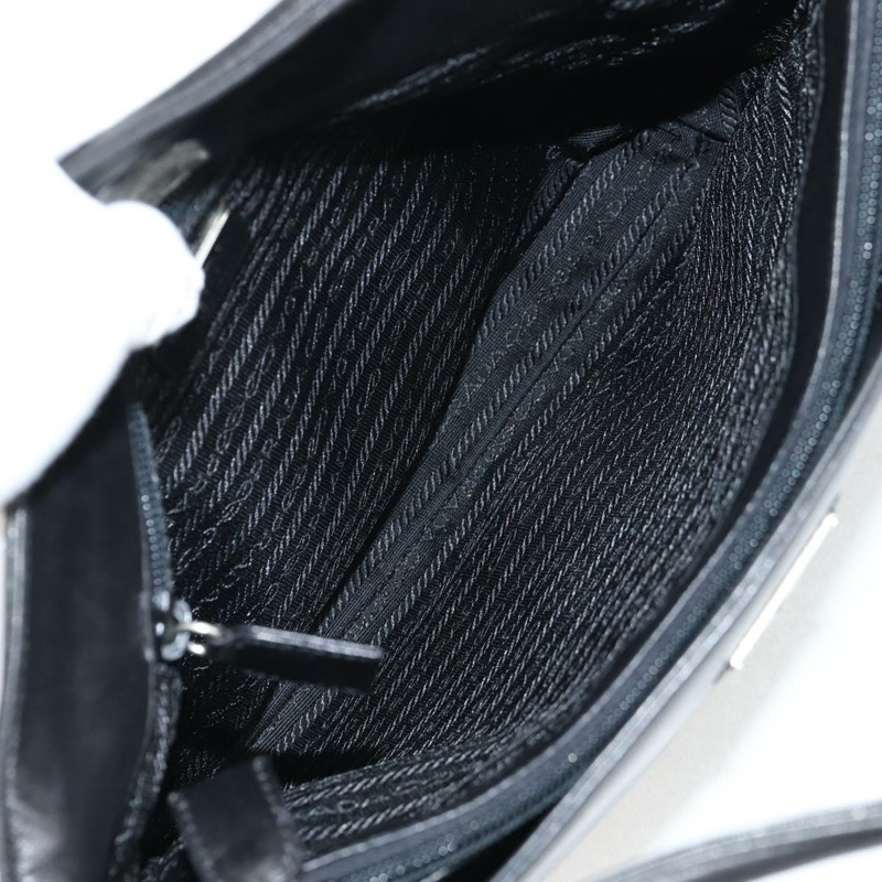 【日本直送】PRADA 肩背包 皮革 黑色 銀色 正品 yk19244A-9
