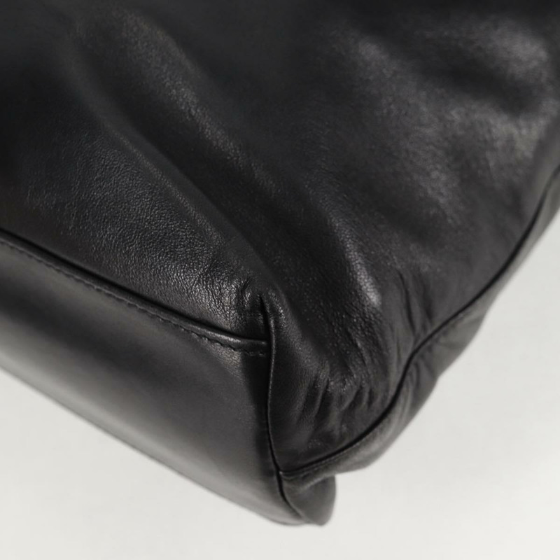 【日本直送】PRADA 肩背包 皮革 黑色 銀色 正品 yk19244A-15