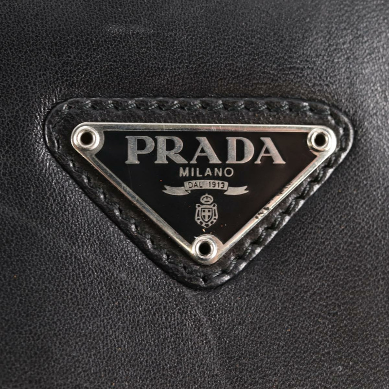 【日本直送】PRADA 肩背包 皮革 黑色 銀色 正品 yk19244A-16