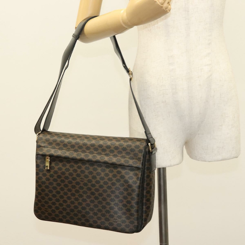 【日本直送】CELINE Macadam 帆布肩背包 PVC 皮革 黑金色 正品 137858-23