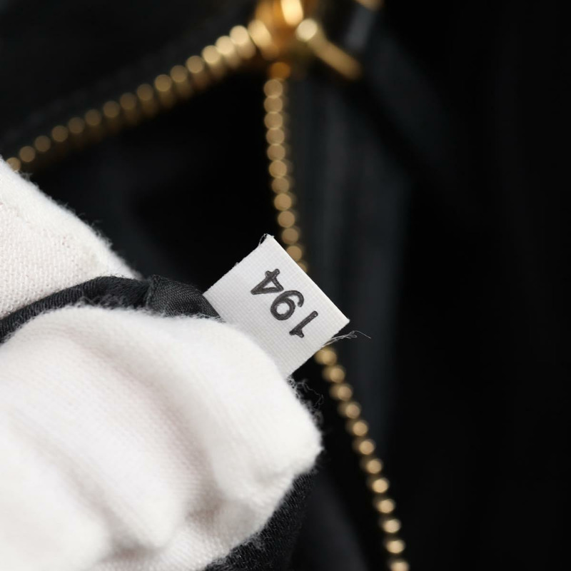 【日本直送】Miu Miu Matelasse 手提包 皮革 黑金 正品 137930A-11