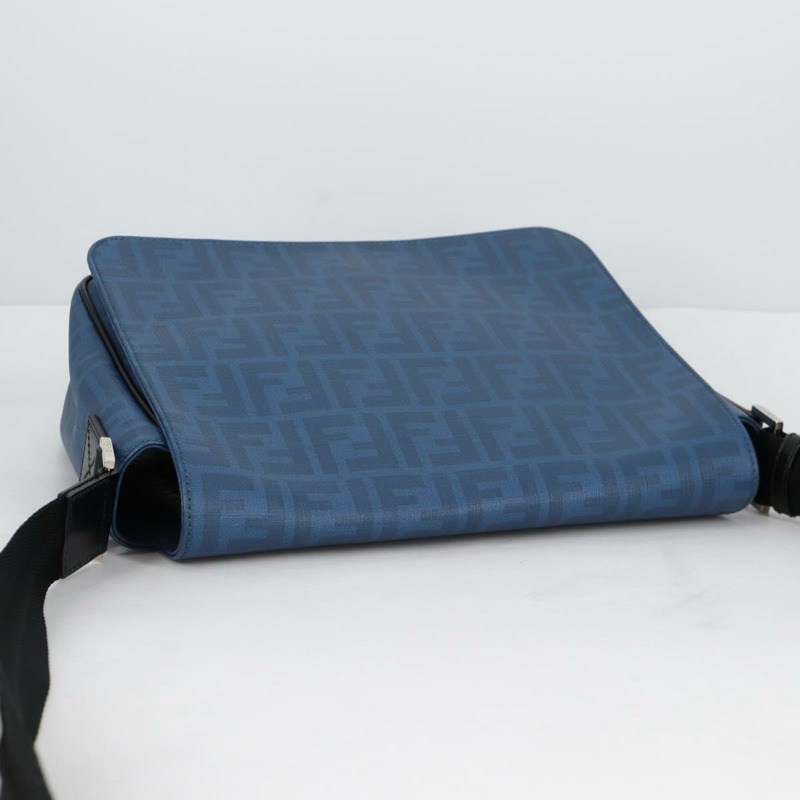 【日本直送】FENDI Zucca 帆布單肩包 PVC 藍色銀色 正品 135235M-5